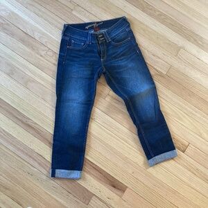 Women’s jean capris